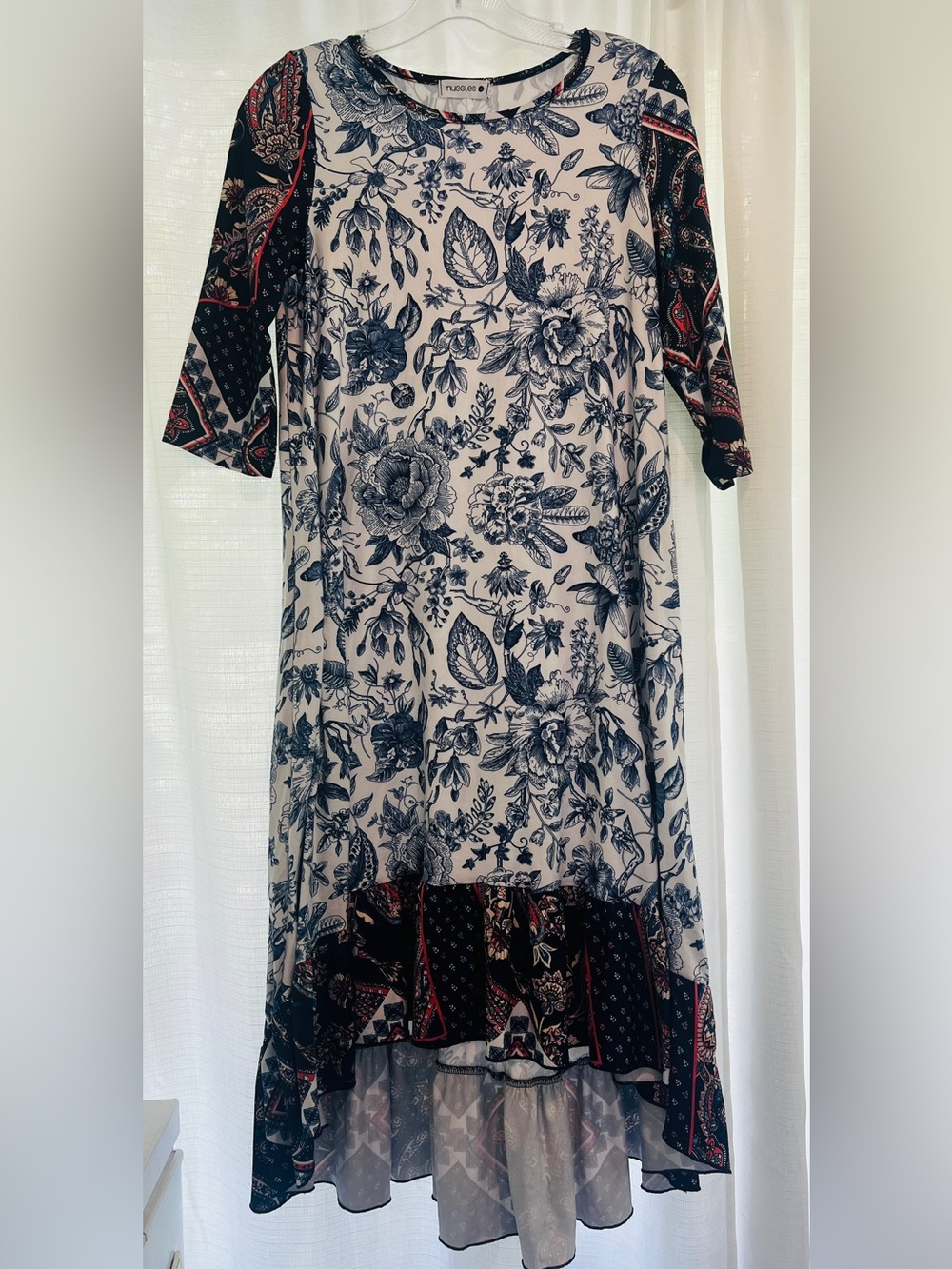 Nuggles Modest Navy Floral Long-Sleeve Maxi Dress in White